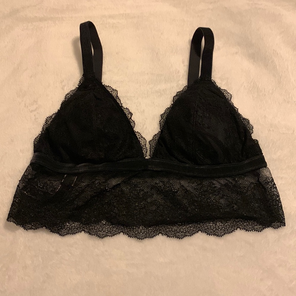 Victoria’s Secret Black Lace Bralette